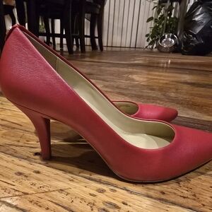 Michael Kors Bright Red Pumps